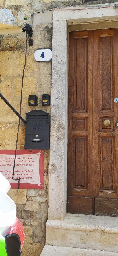 Sognare Nel Castello Hotel Monteriggioni Eksteriør billede