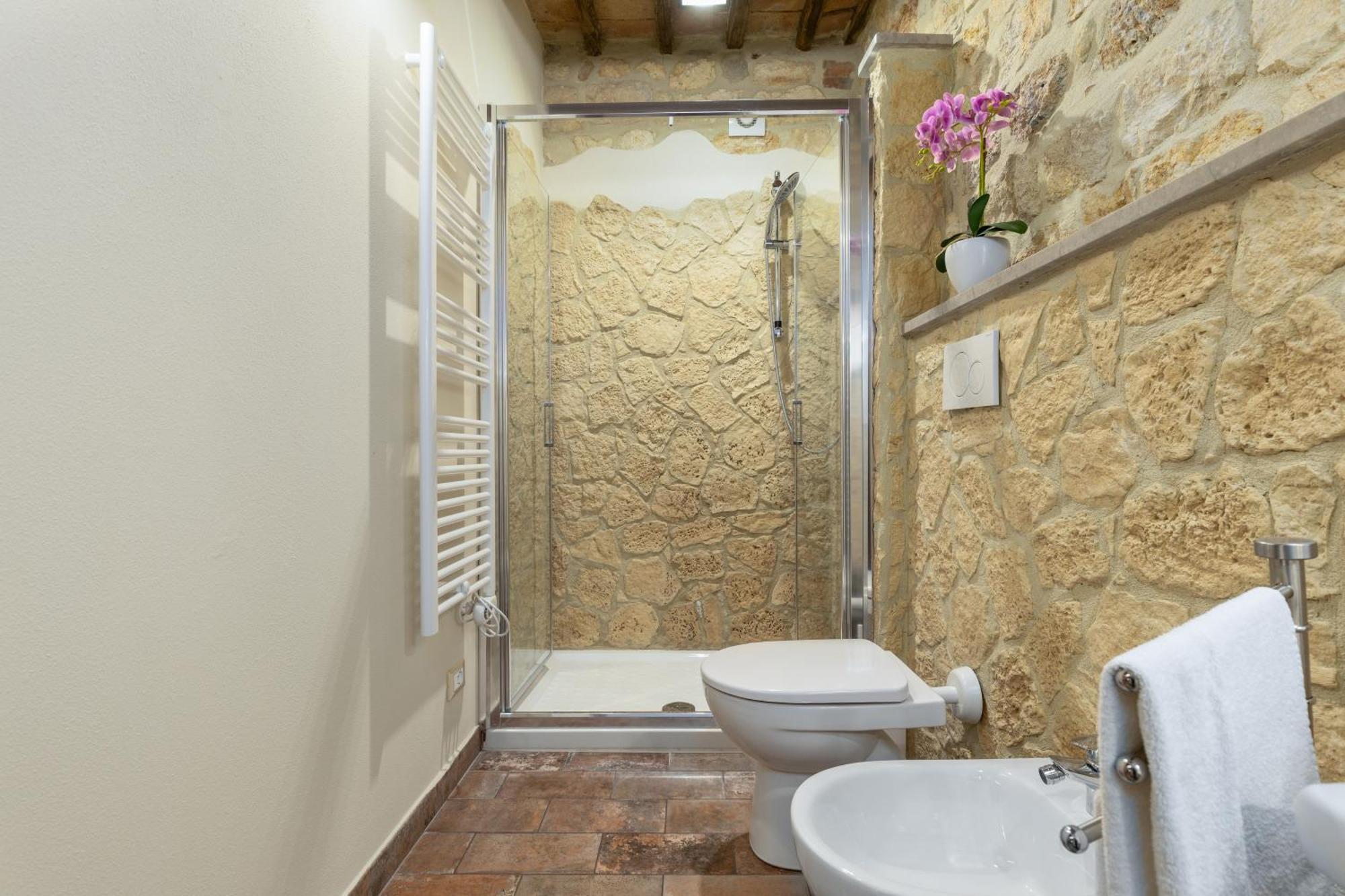 Sognare Nel Castello Hotel Monteriggioni Eksteriør billede